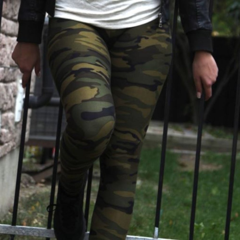 NWT Comfy leggings Camo Full Length Leggings Plus